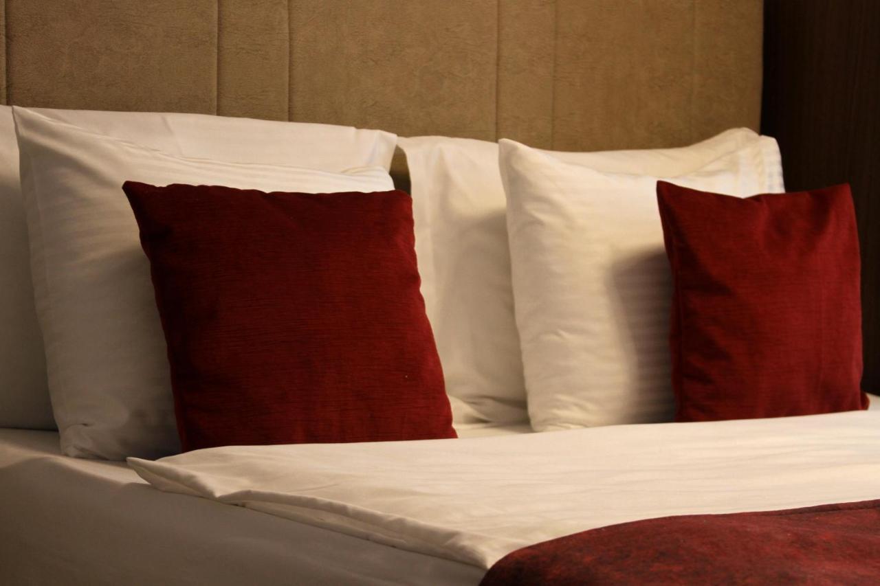 Hotel Driada Gjakova Екстериор снимка