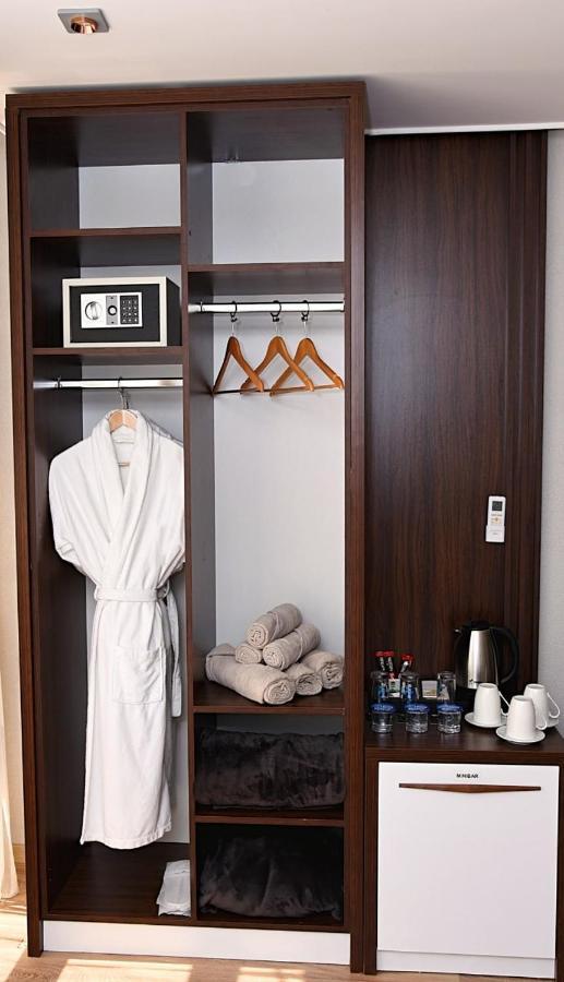 Hotel Driada Gjakova Екстериор снимка