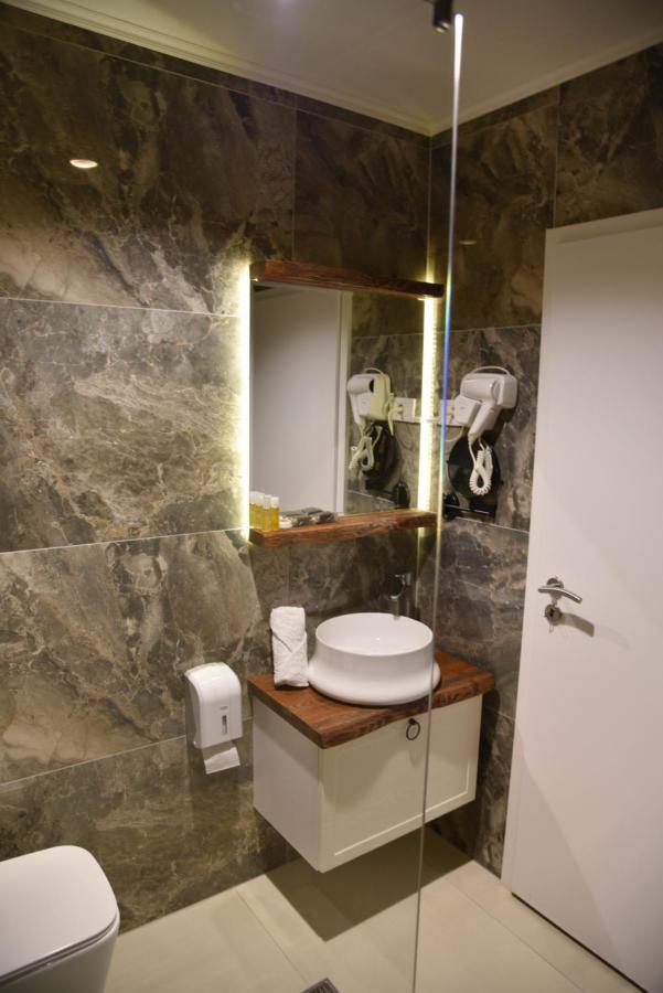 Hotel Driada Gjakova Екстериор снимка