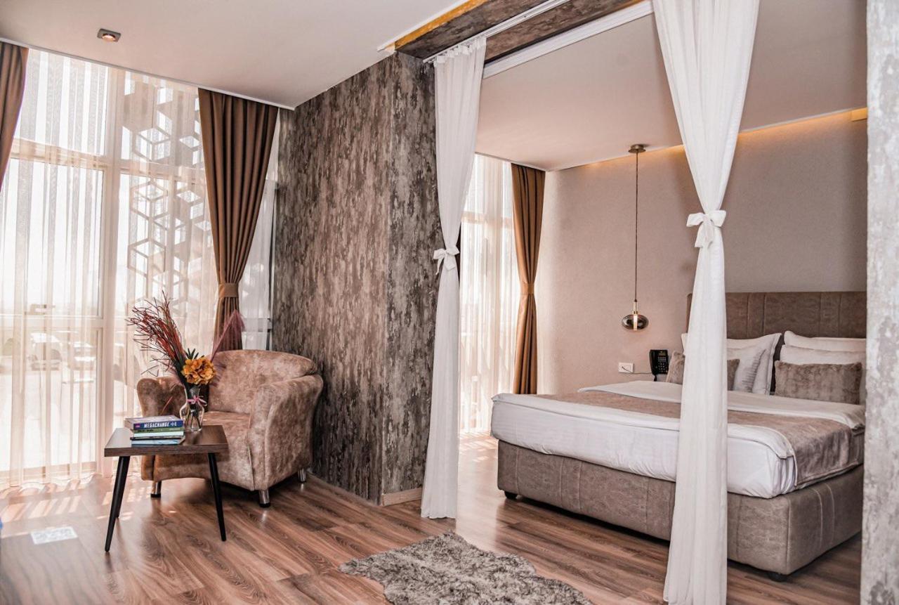 Hotel Driada Gjakova Екстериор снимка