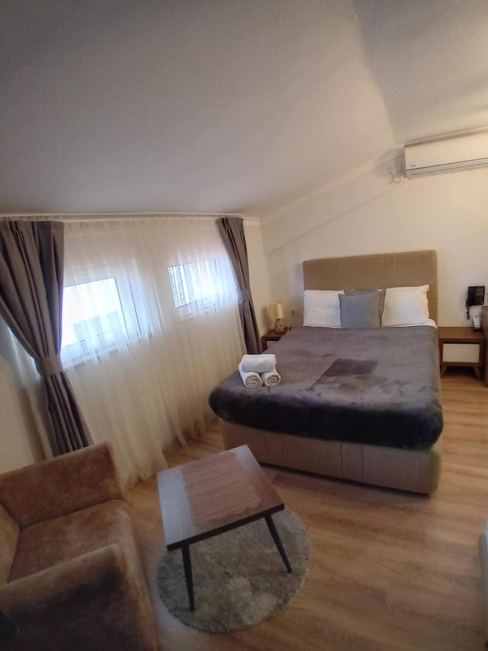 Hotel Driada Gjakova Екстериор снимка