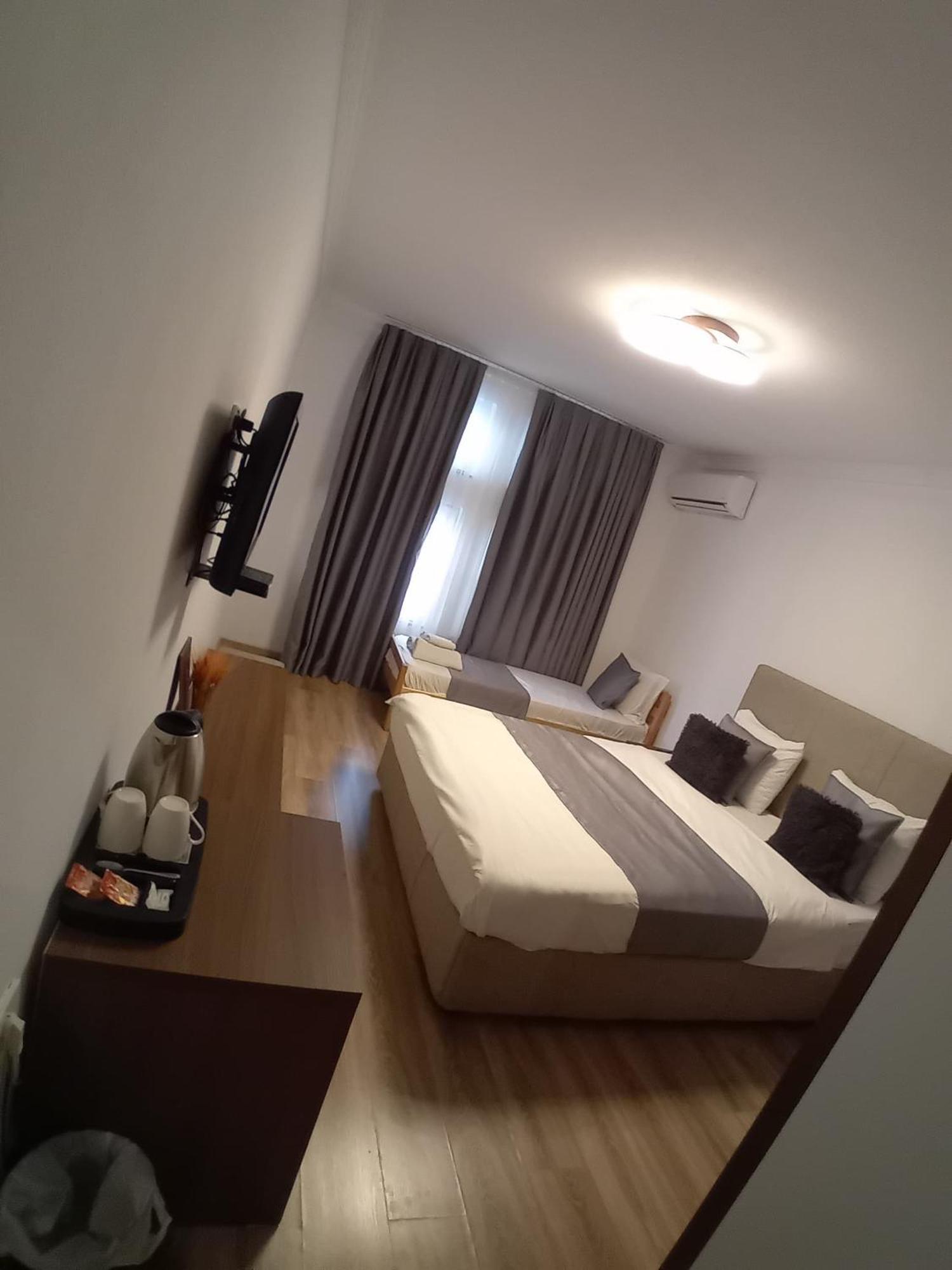 Hotel Driada Gjakova Екстериор снимка