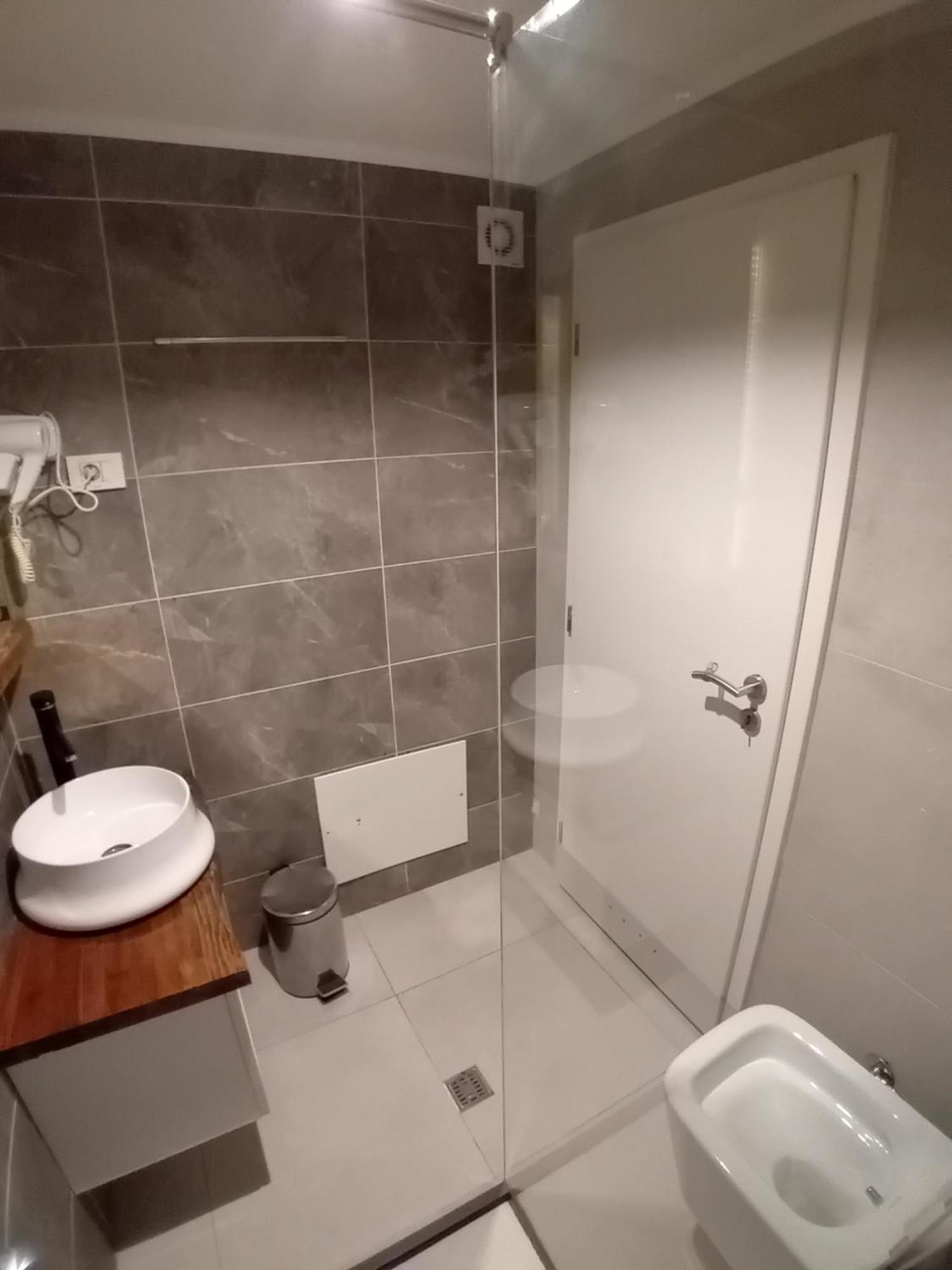 Hotel Driada Gjakova Екстериор снимка